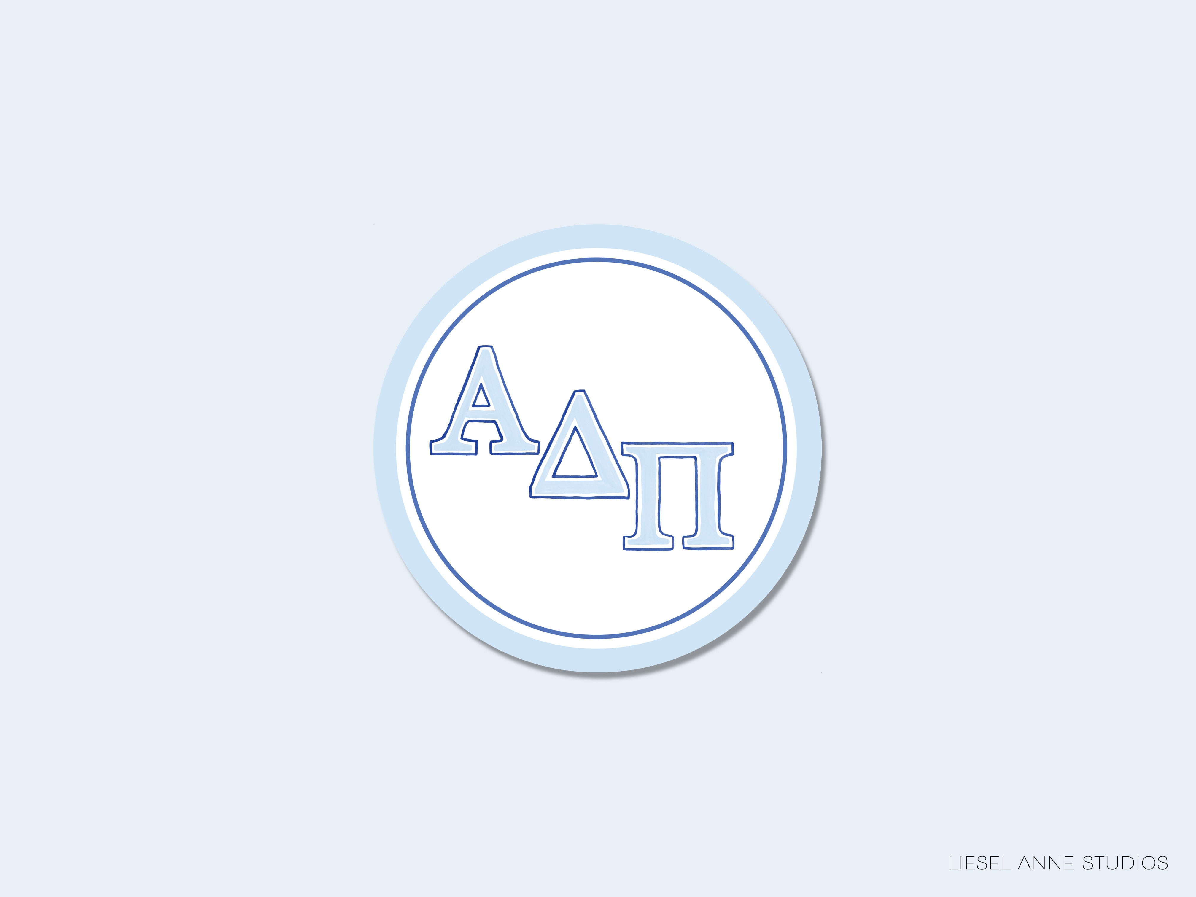 a white circle with the letters a and t in it