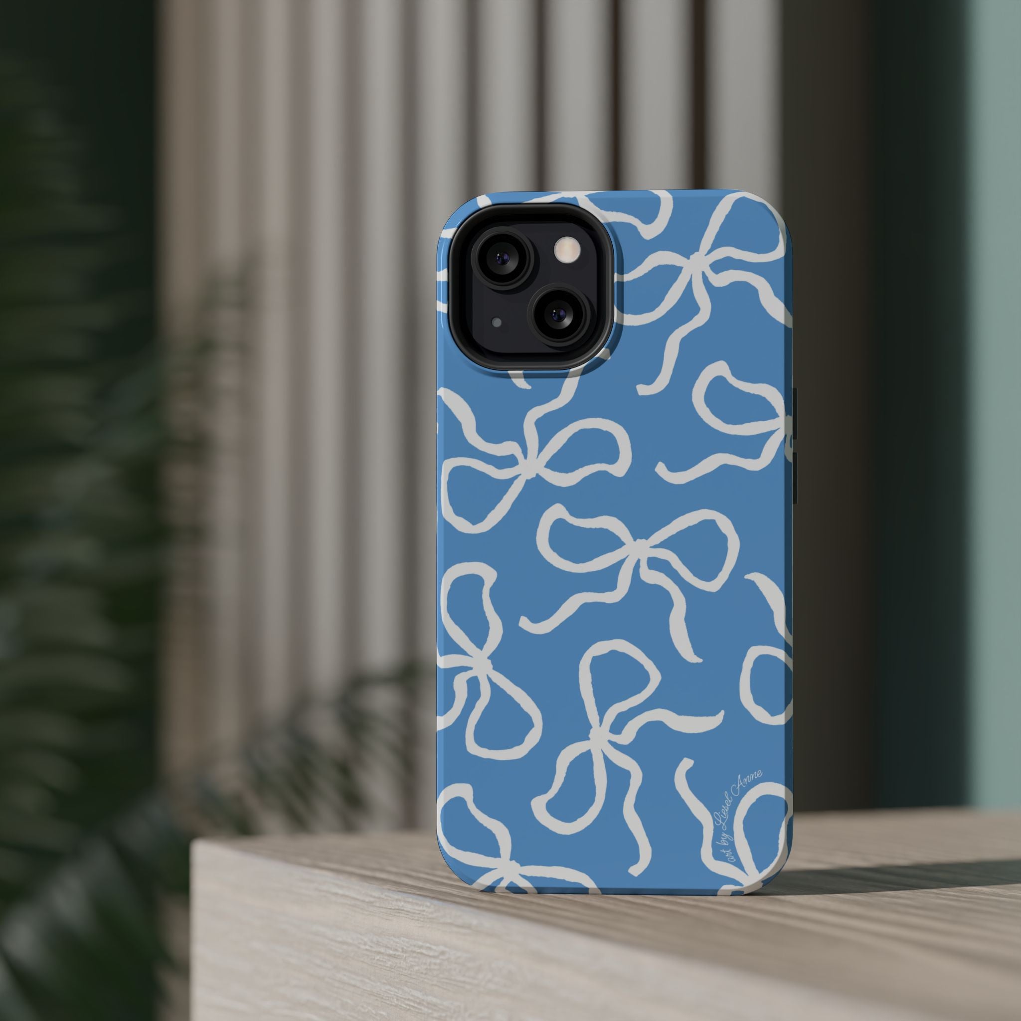Blue & White Bows MagSafe Tough Case [iPhone 13 - iPhone 16]