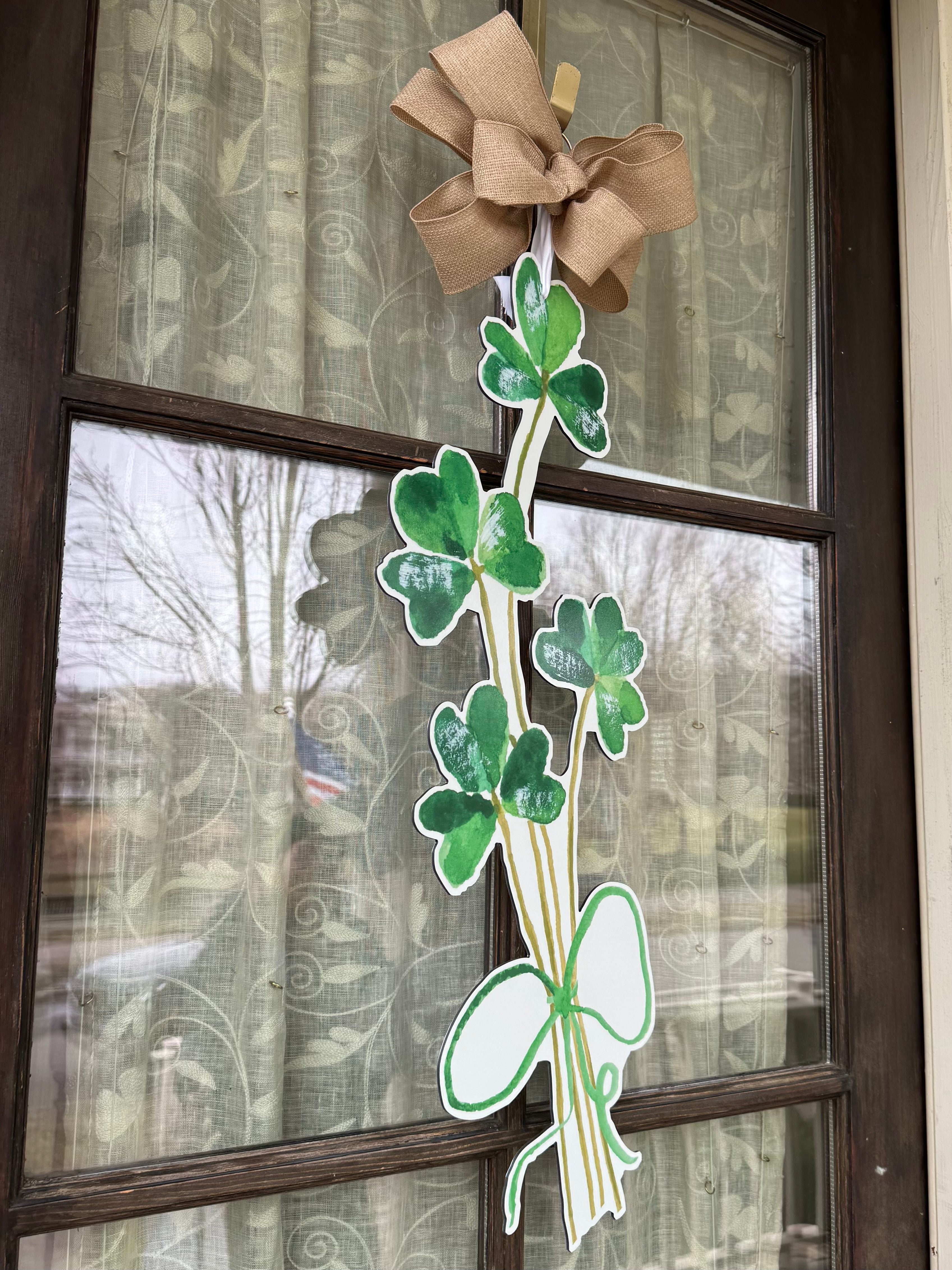 The Lucky Bouquet Clover Hanger