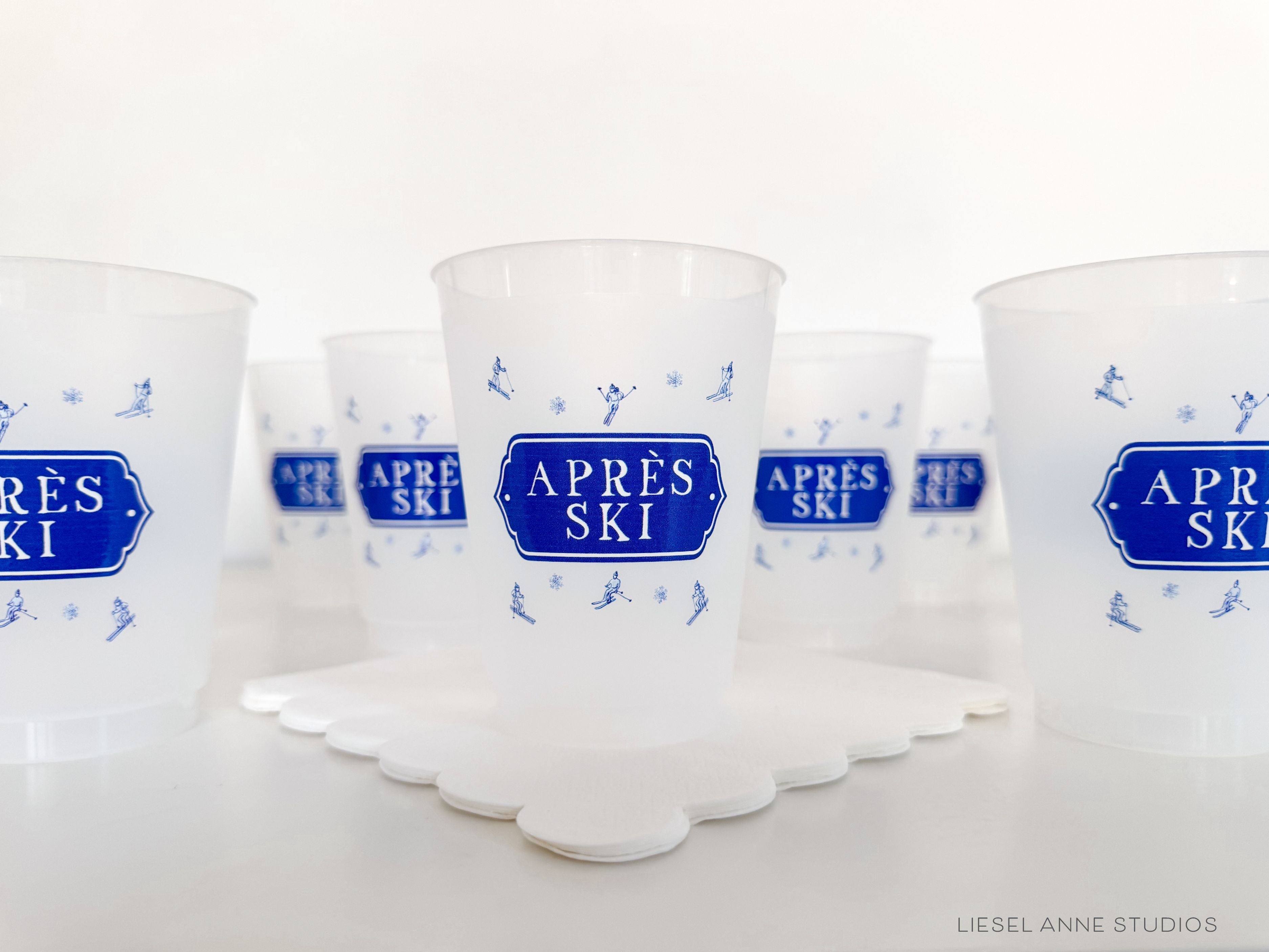 Après Ski 16oz Shatterproof Cups [Set of 8]-These shatterproof cups feature our hand-painted preppy Après Ski design and make great party decorations for your holiday gatherings, après ski parties, bachelorettes and more! They come in sets of 8 and are re-usable for other parties to come or make wonderful party favors!-The Singing Little Bird